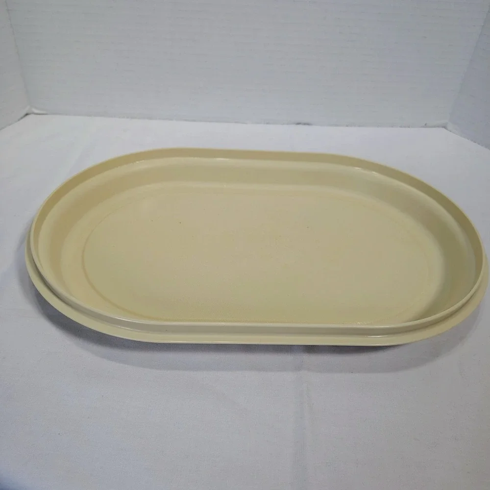 Vtg Tupperware‎  Server Harvest Gold Almond 3 Pc Divider & Lid #1326-#13281328